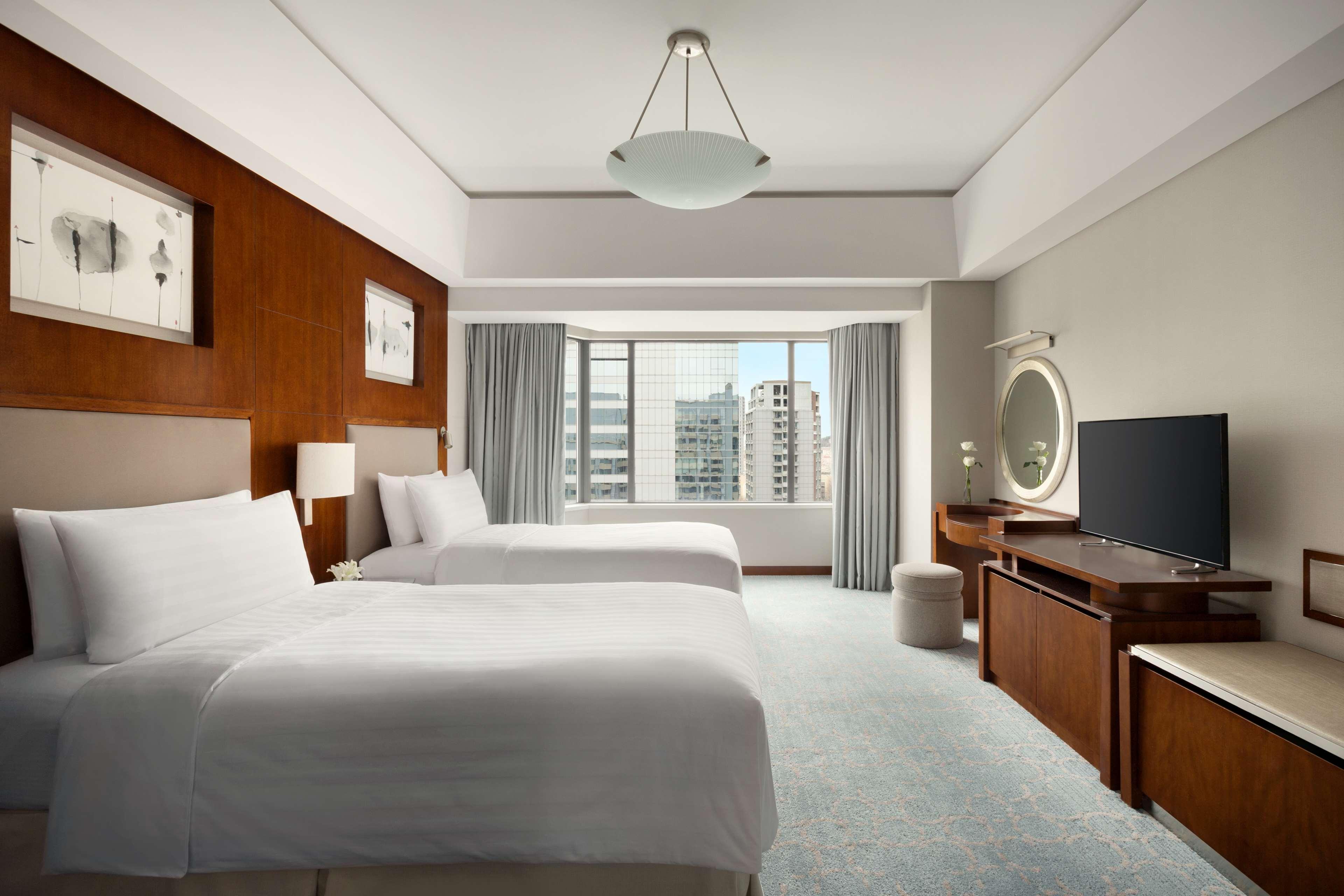 Shangri-La Qingdao - May Fourth Square Екстер'єр фото