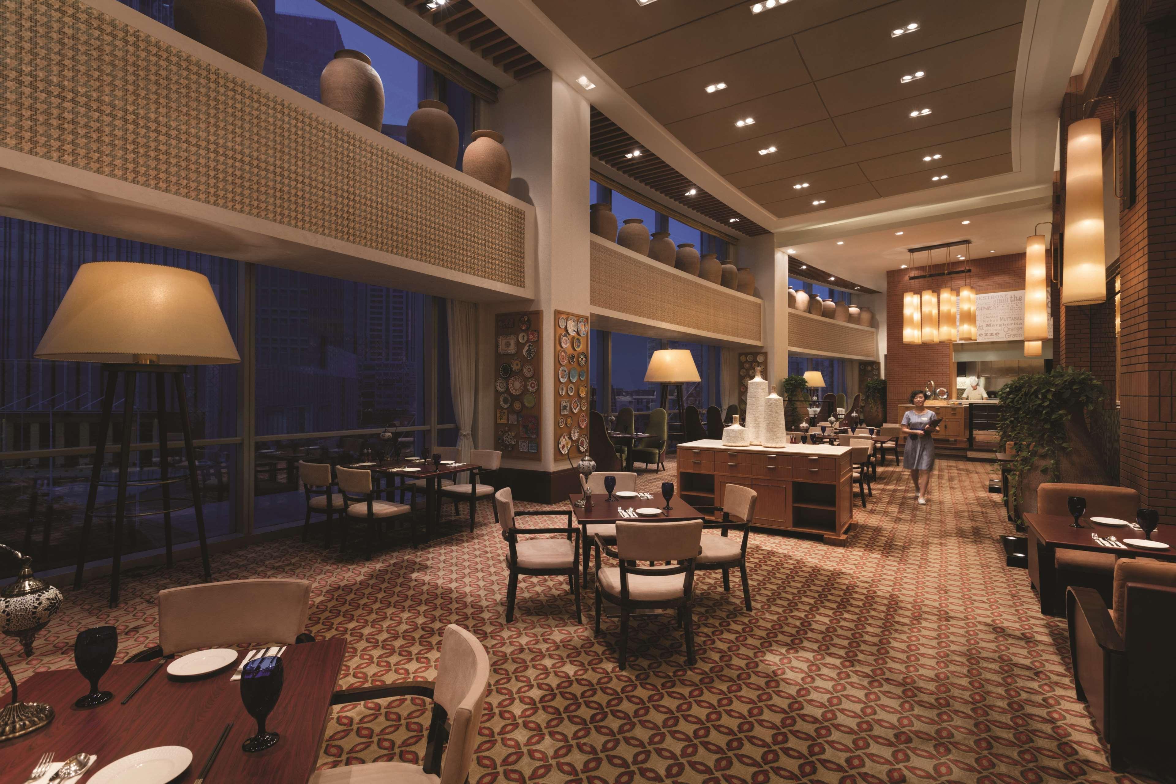 Shangri-La Qingdao - May Fourth Square Екстер'єр фото