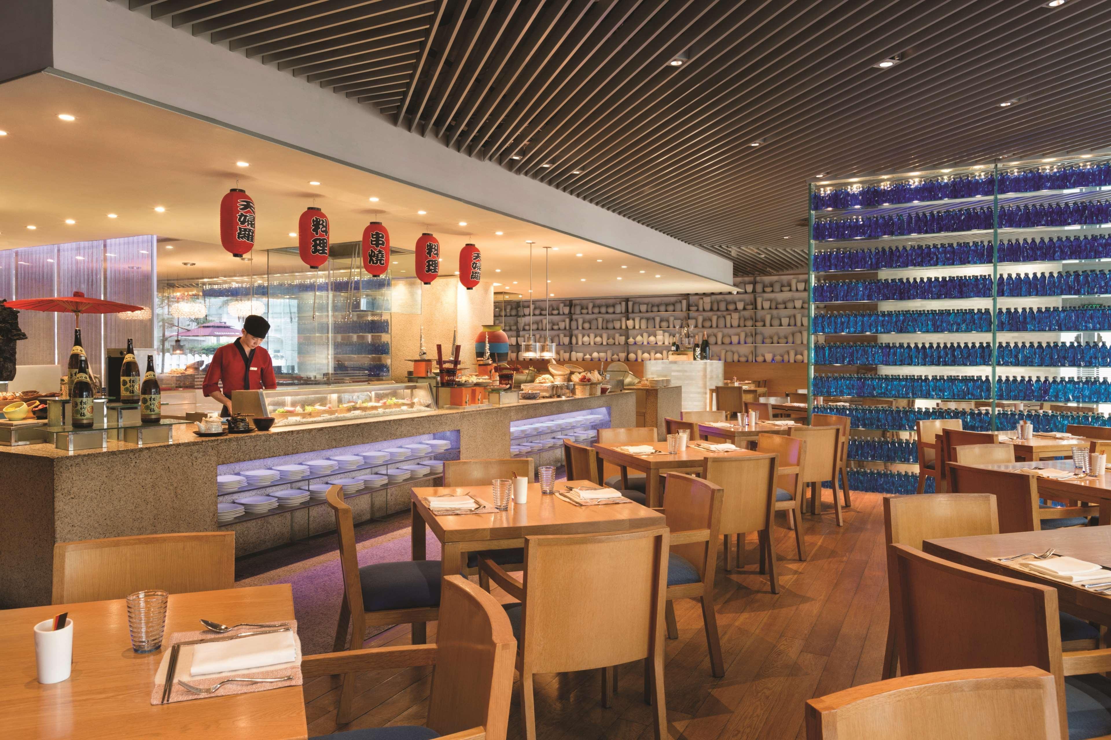 Shangri-La Qingdao - May Fourth Square Екстер'єр фото